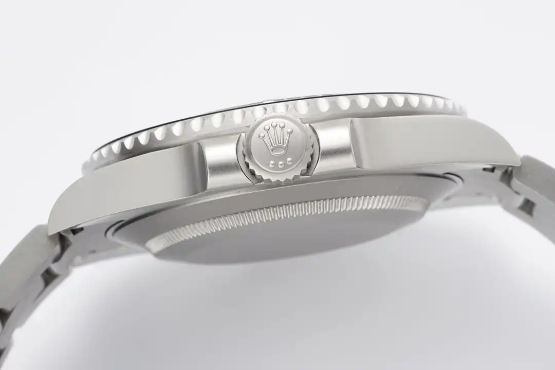 Rolex Submariner 116610LN Replica Zifferblatt in tiffany-blau — Lünette-Makro