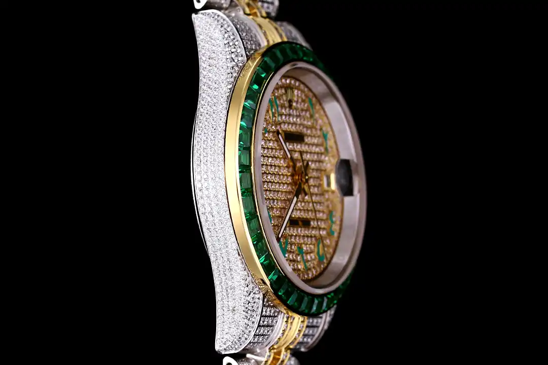 Rolex Datejust 126300 Super Clone Replica 41mm — Krone und Gehäuse Detail