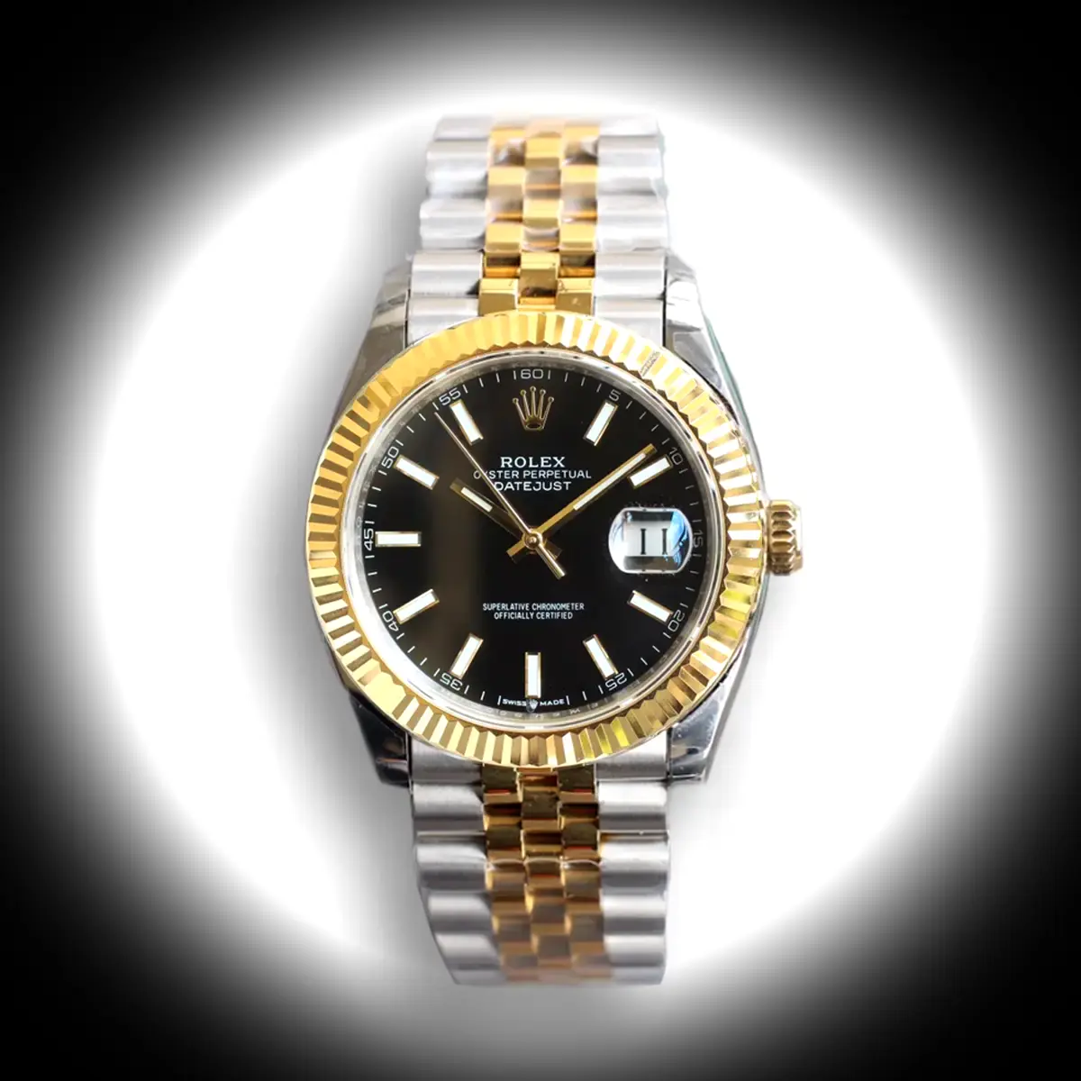 Rolex Datejust 126331 41mm with Schwarzes Zifferblatt – Roségold and Edelstahl