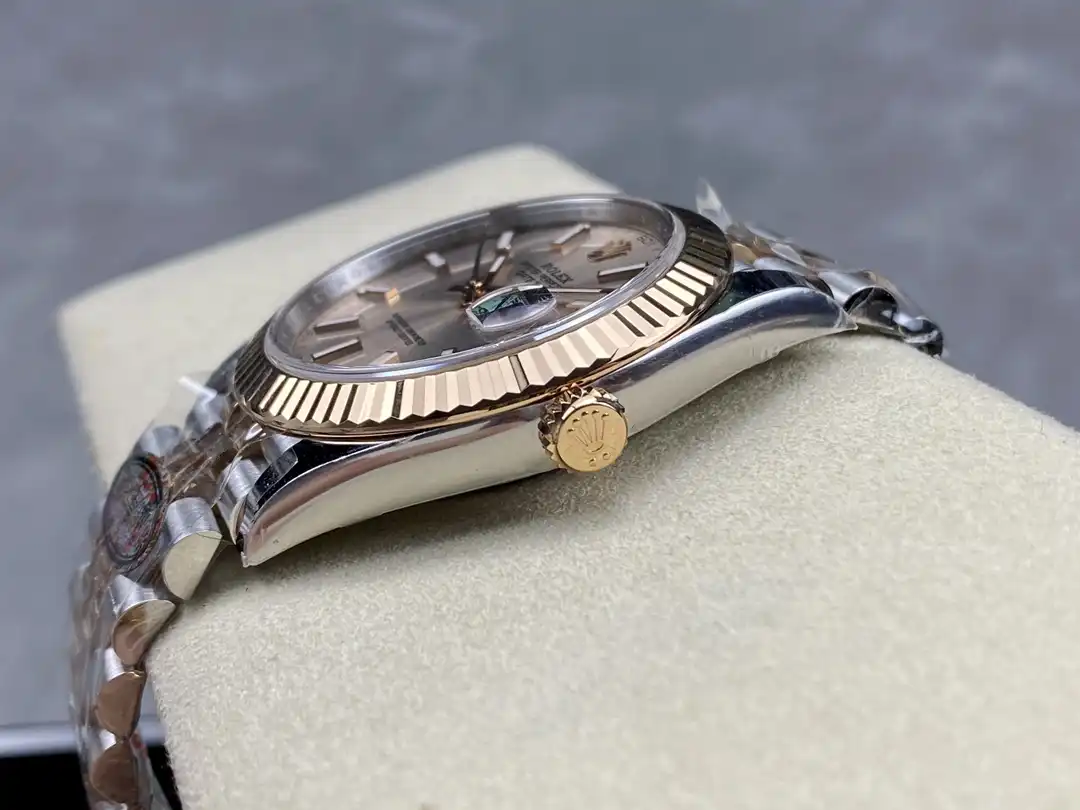 Rolex Datejust 116333 1:1 Replica Zifferblatt in roségold — Lünette-Makro