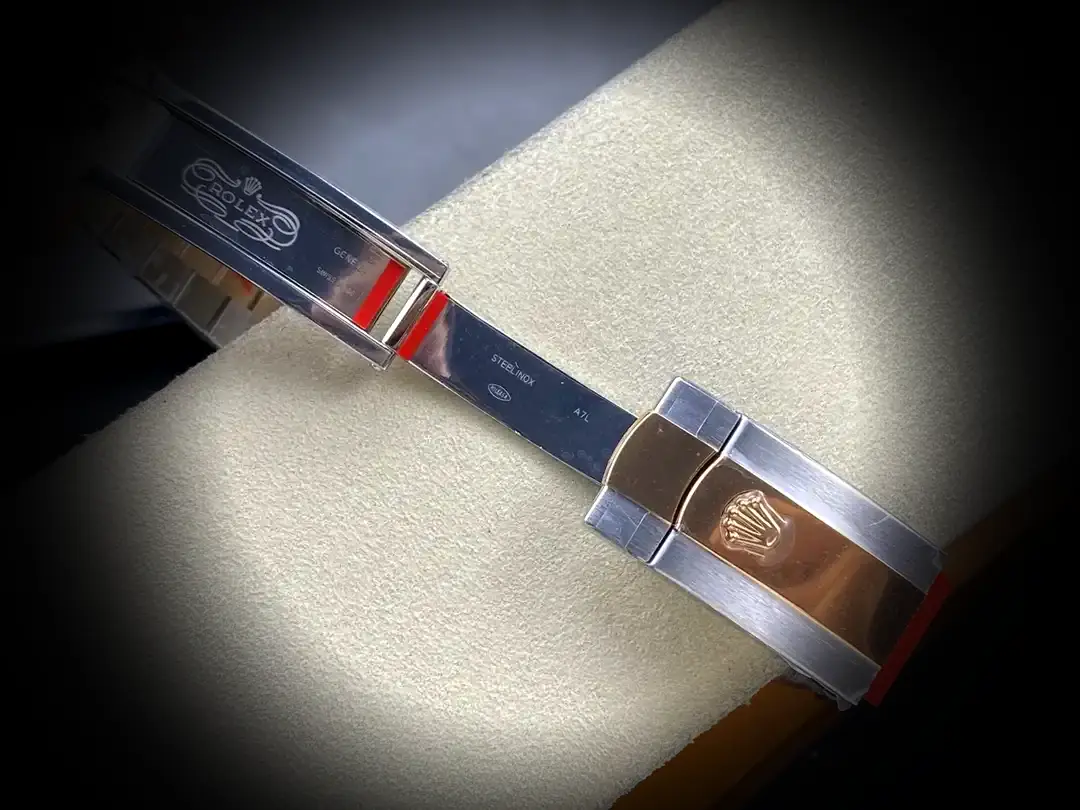 Datejust 116333 Super Clone Zifferblatt in roségold — Schrägansicht