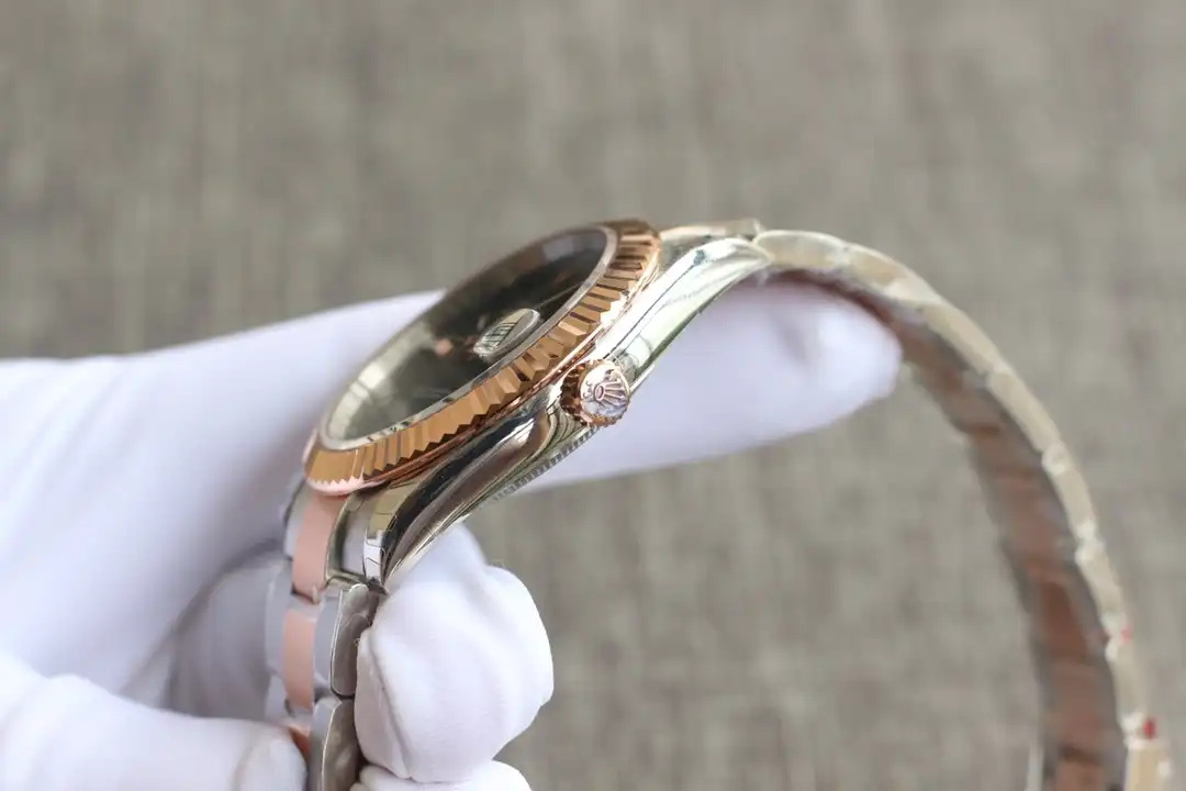 Datejust 126331 Super Clone Replica 36mm — Handgelenksaufnahme