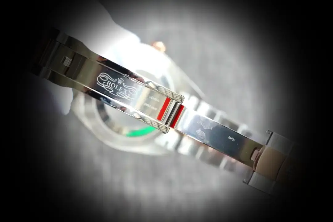 Datejust 126331 1:1 Super Clone — Leuchtmasse-Aufnahme