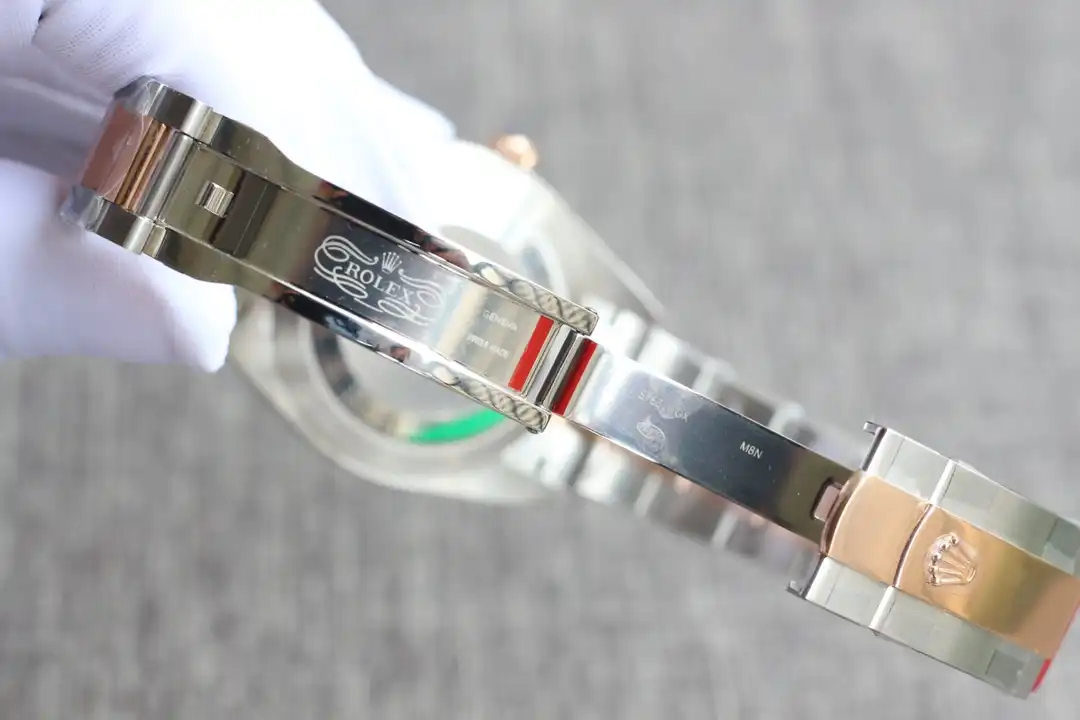 Datejust 126331 Nachbau — Leuchtmasse-Aufnahme