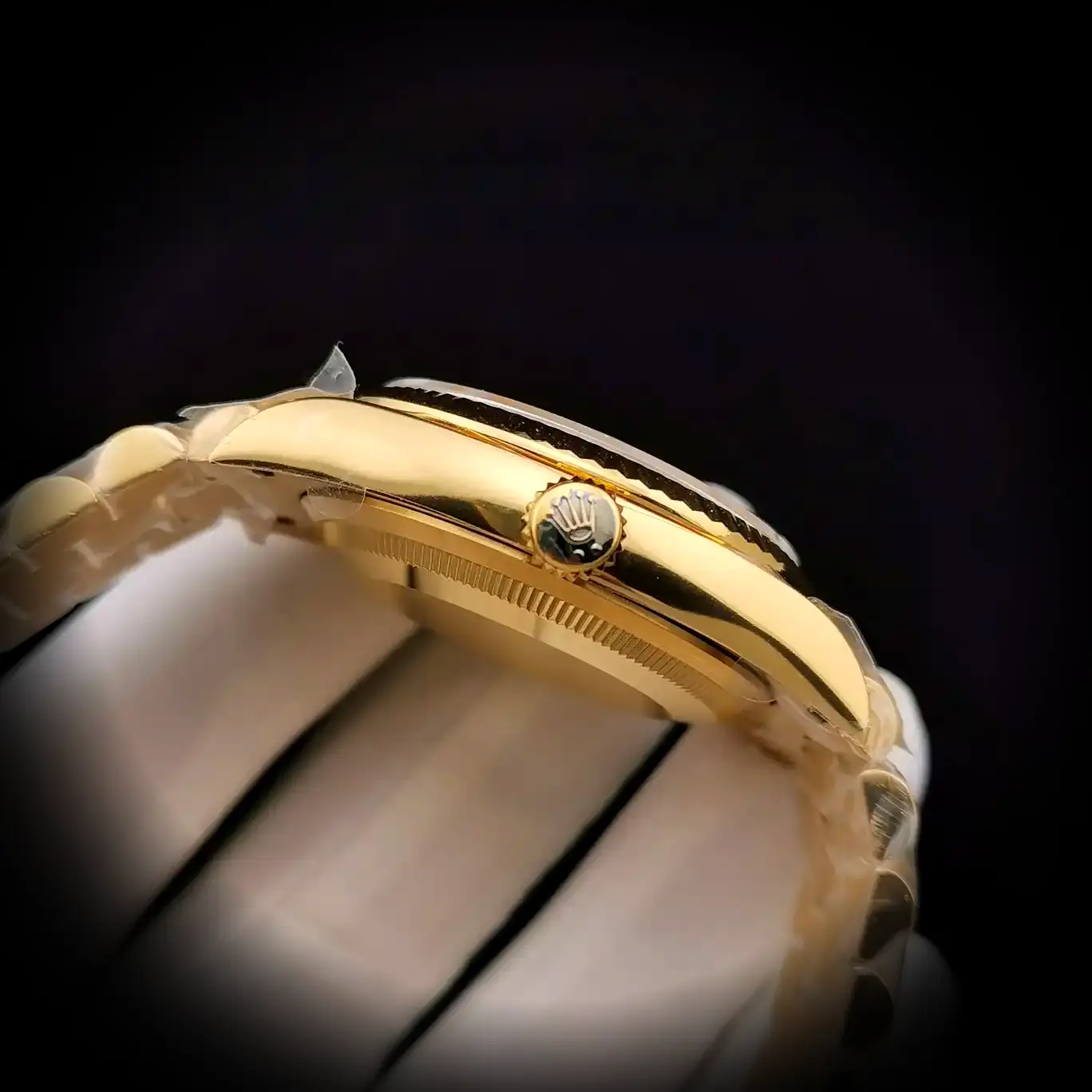 Day-Date 41985 Schweizer Klon — Armband-Detail