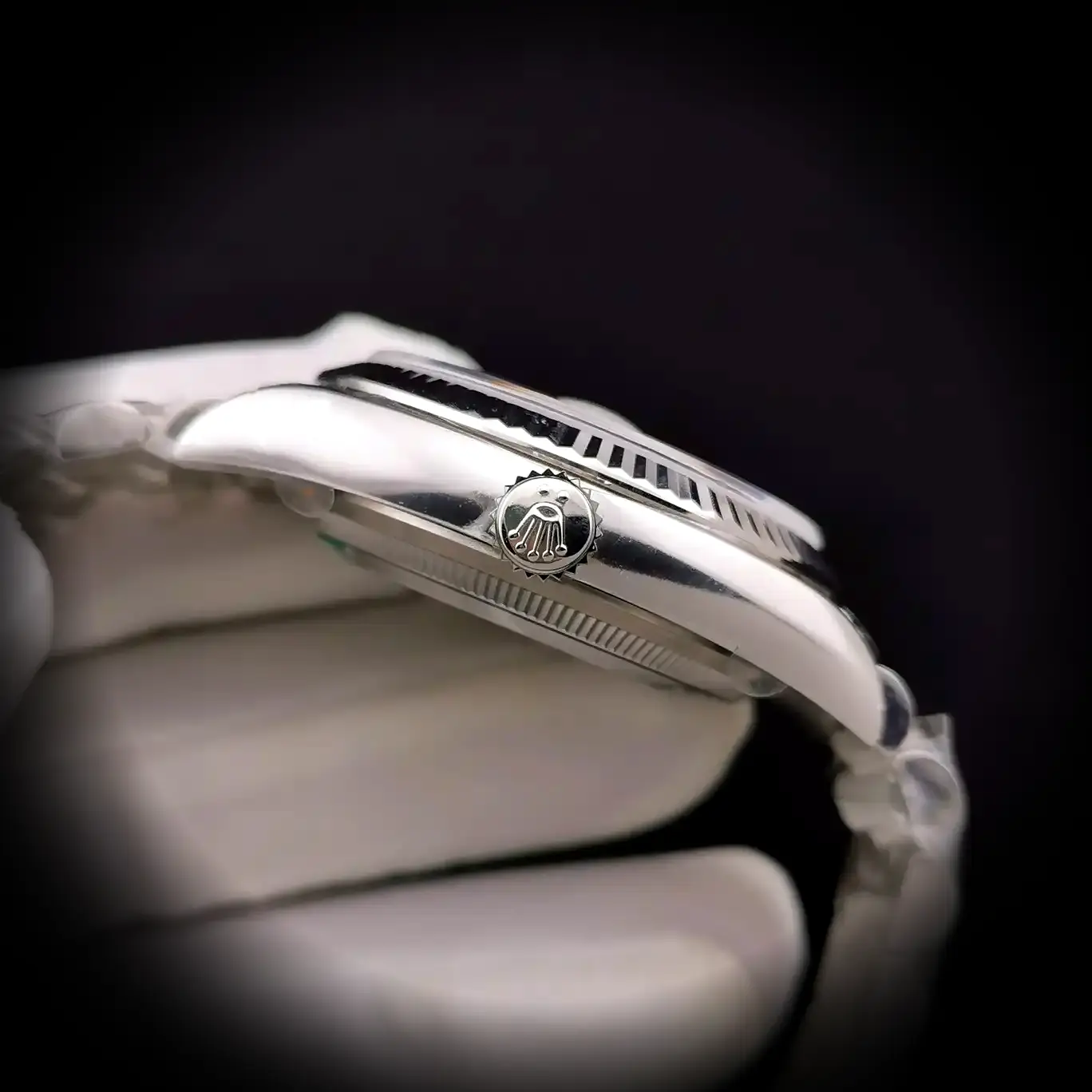 Day-Date 41985 Schweizer Klon — Armband-Detail