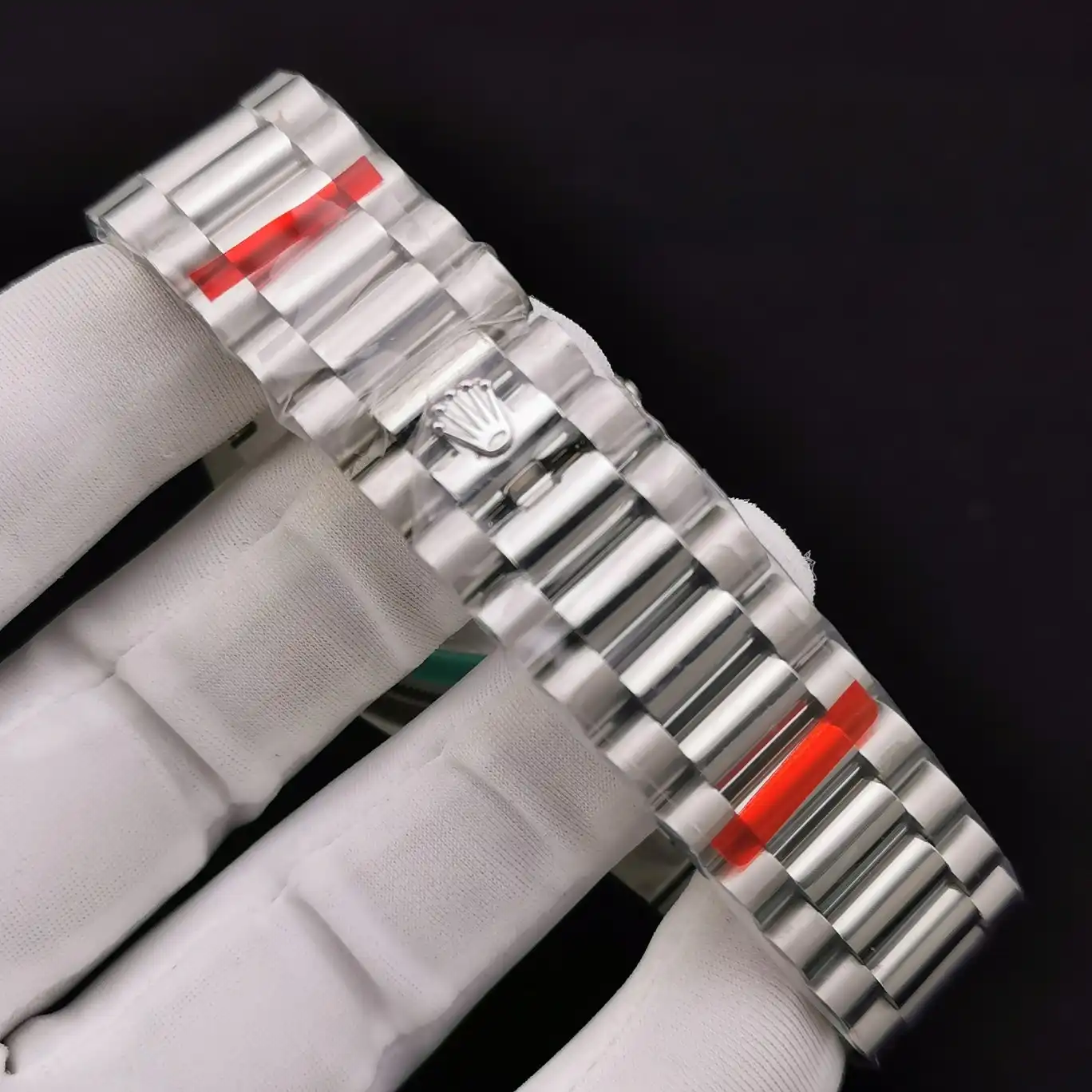 Rolex Day-Date 41985 Replica — Leuchtmasse-Aufnahme