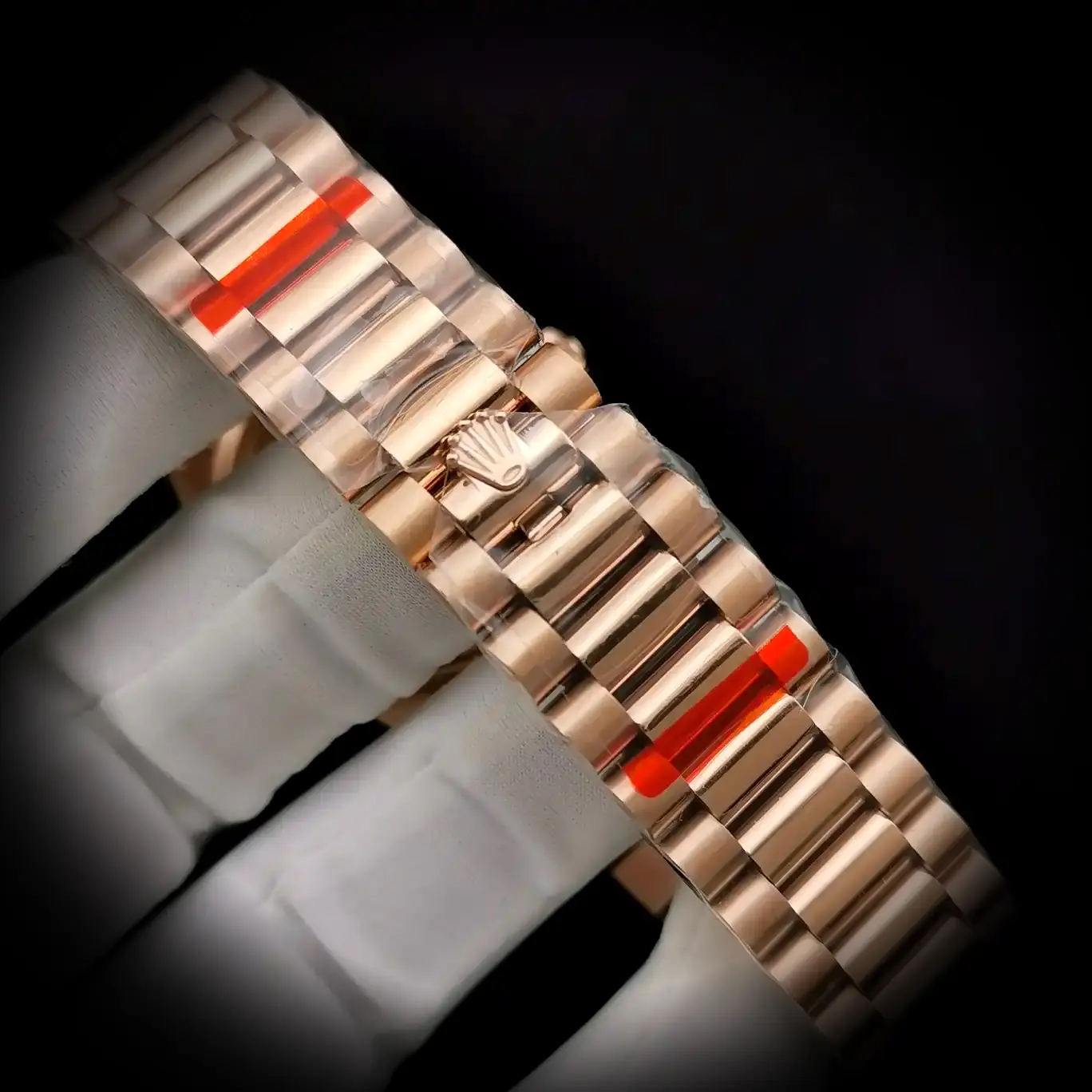 Day-Date 41985 Superclone — Leuchtmasse-Aufnahme