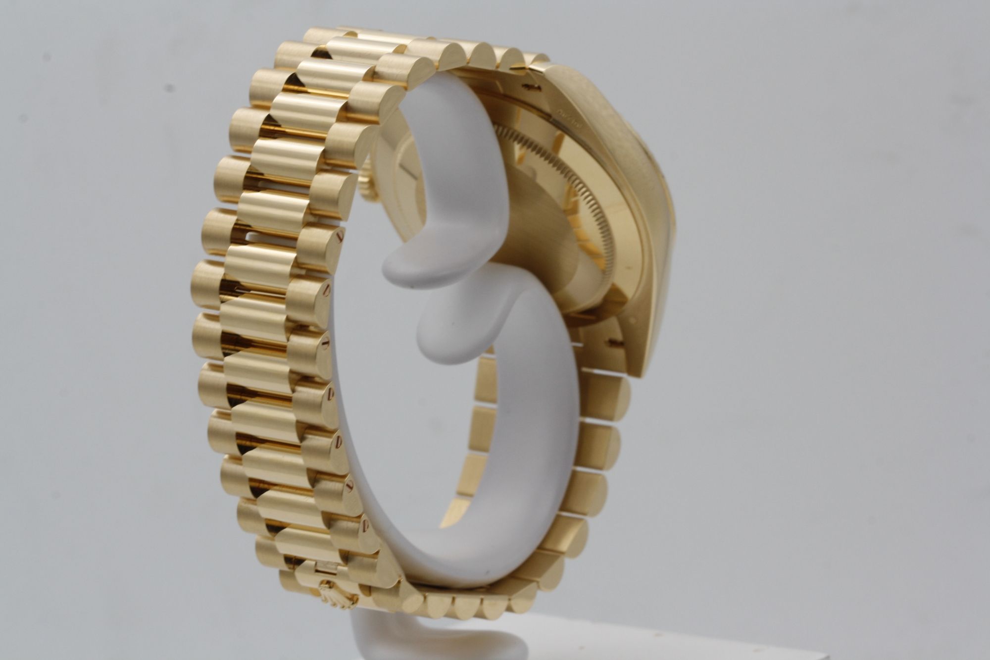 Day-Date 228238 Super Clone Replica 40mm — Handgelenksaufnahme