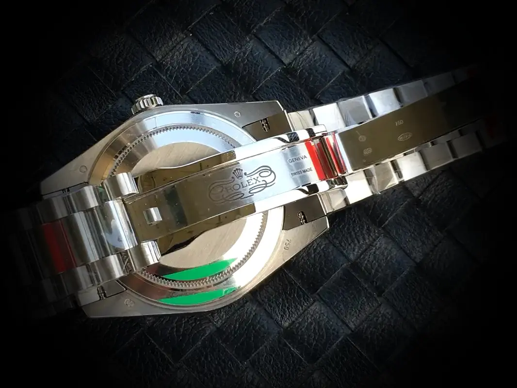 Day-Date 41985 Superclone 36mm — Krone und Gehäuse Detail