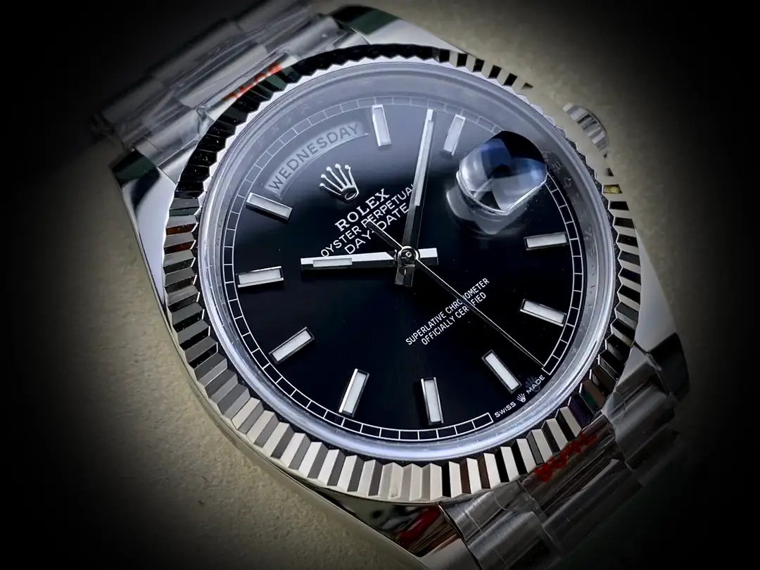 Rolex Day-Date 41985 Schweizer Replica — Seitenprofil