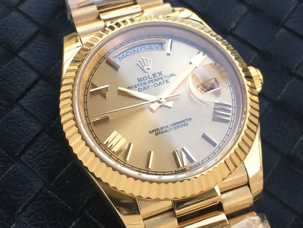 Rolex Day-Date 41985 Replica 36mm — Handgelenksaufnahme