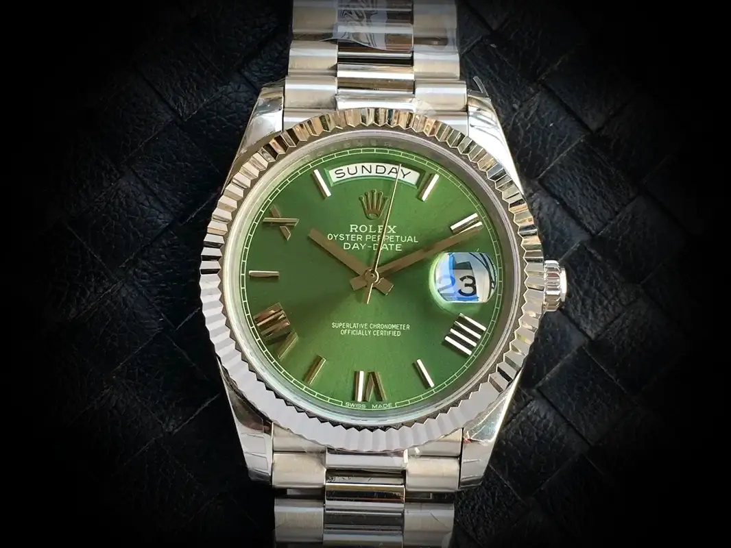 Day-Date 41985 Schweizer Replica — Seitenprofil