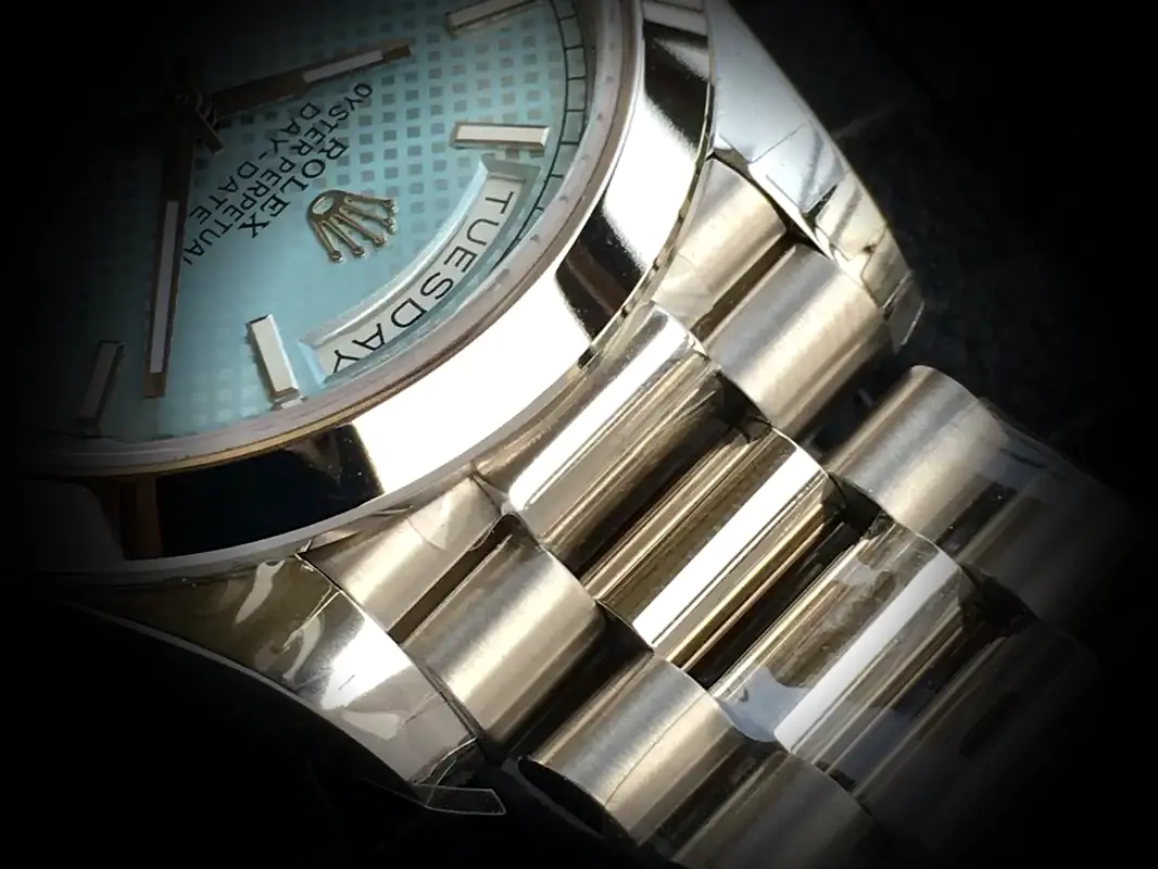 Rolex Day-Date 41985 1:1 Super Clone 36mm — Handgelenksaufnahme