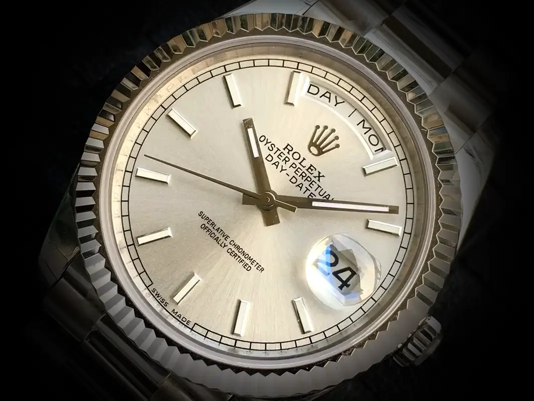 Day-Date 41985 1:1 Super Clone 36mm — Handgelenksaufnahme