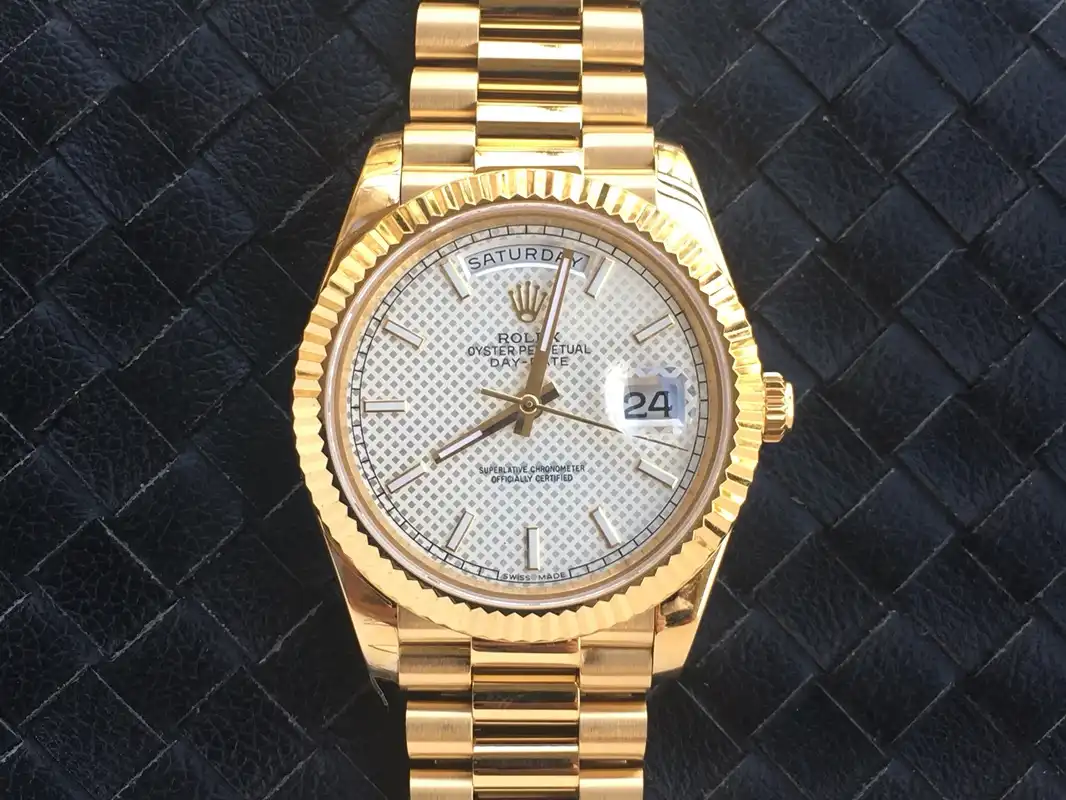 Day-Date 41985 Super Clone Replica — Seitenprofil