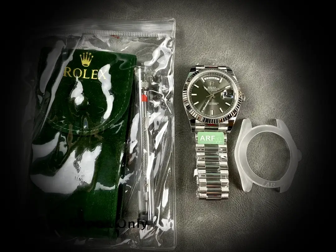 Day-Date 41985 Schweizer Replica Zifferblatt in slate set — Schrägansicht