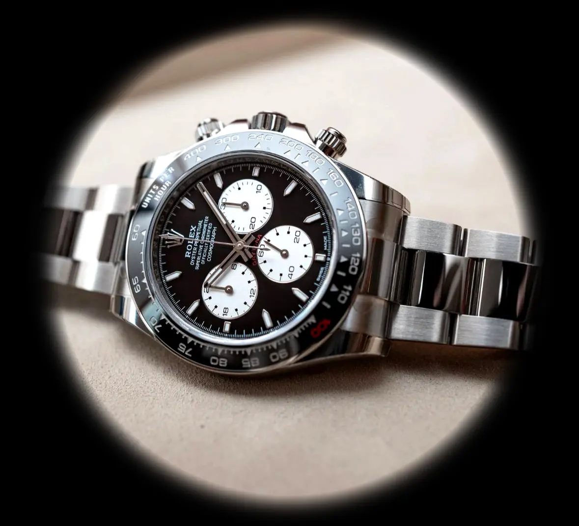 Rolex Daytona 126529LN Superclone Zifferblatt in schwarz — Gehäusebodendetail