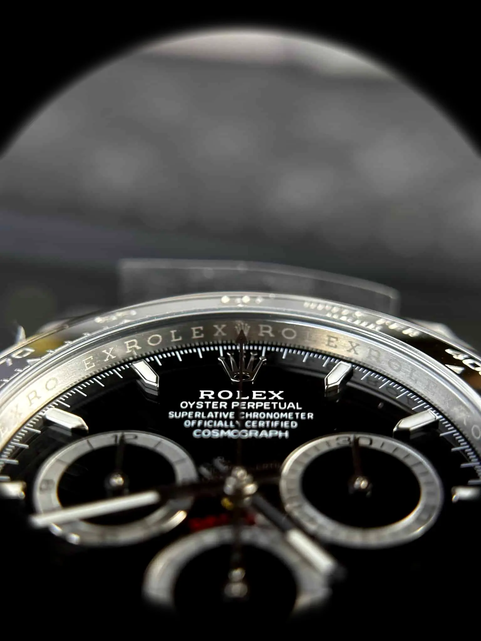 Daytona 126500LN Super Clone Zifferblatt in schwarz — Gehäusebodendetail