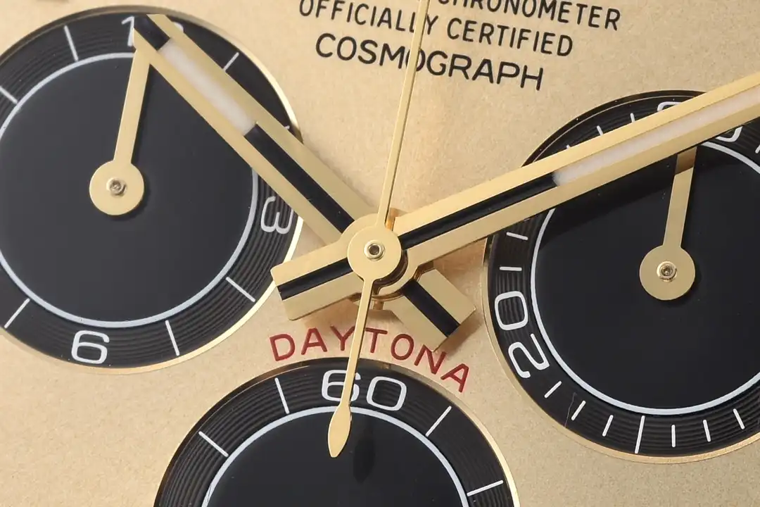 Rolex Daytona 126518LN Super Clone Replica — Leuchtmasse-Aufnahme