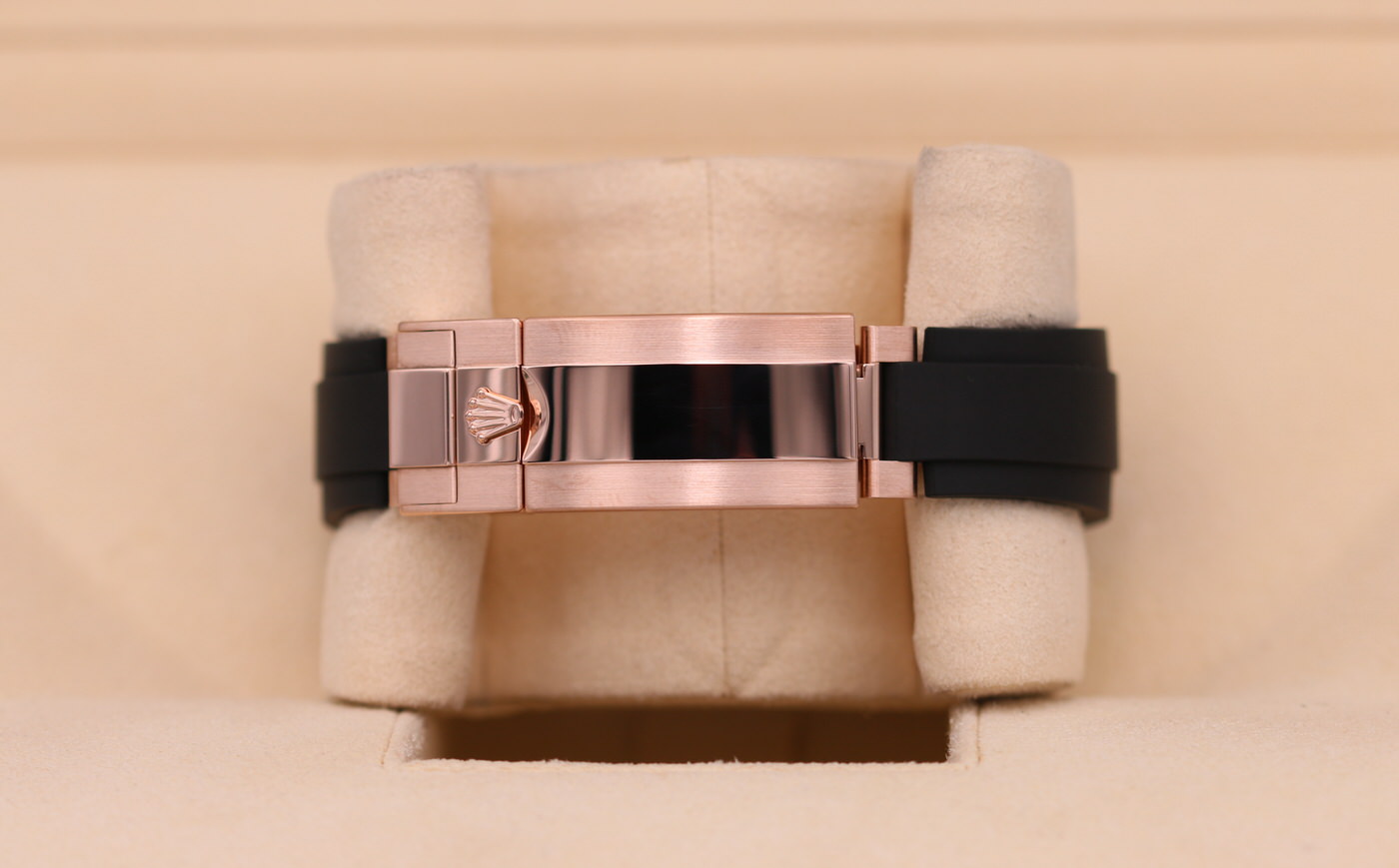 Rolex Daytona 126515LN Nachbau Zifferblatt in sonnengold und tiefenchwarz — Lünette-Makro