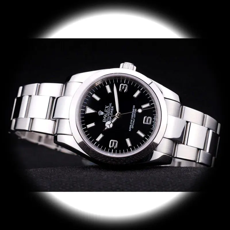 Explorer SRL15614270 Schweizer Replica 36mm — Handgelenksaufnahme