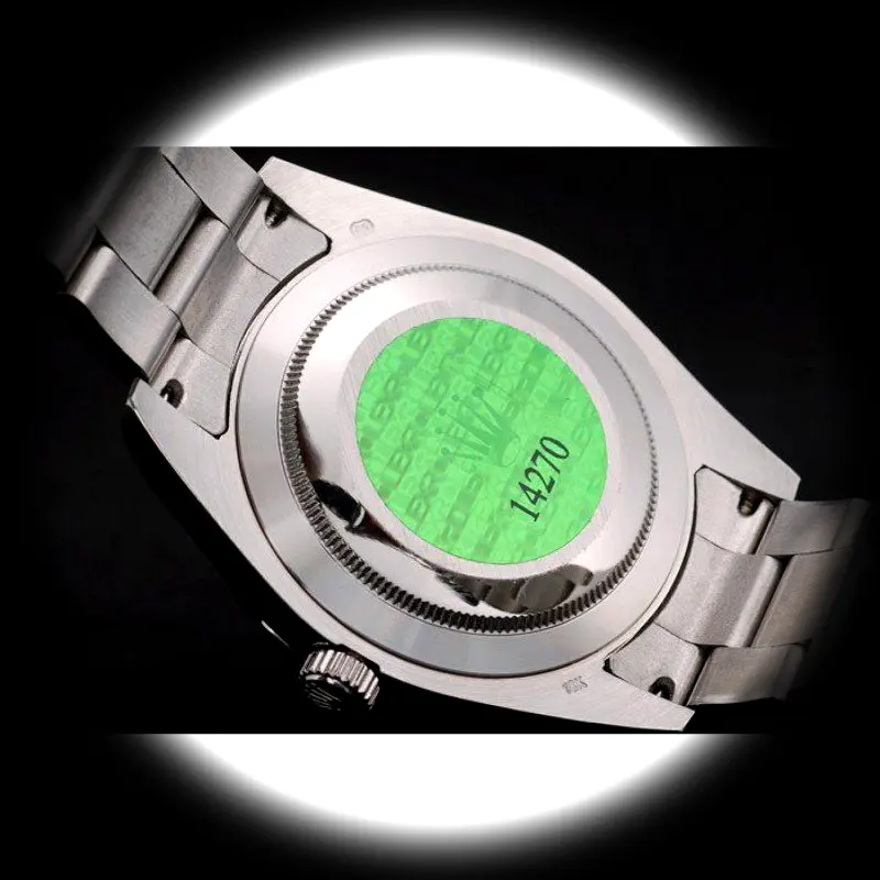 Rolex Explorer 42002 Superclone — Leuchtmasse-Aufnahme