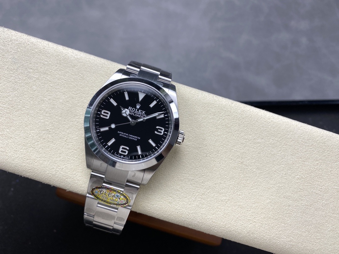 Explorer 124270 Replica 40mm — Zifferblatt-Nahaufnahme