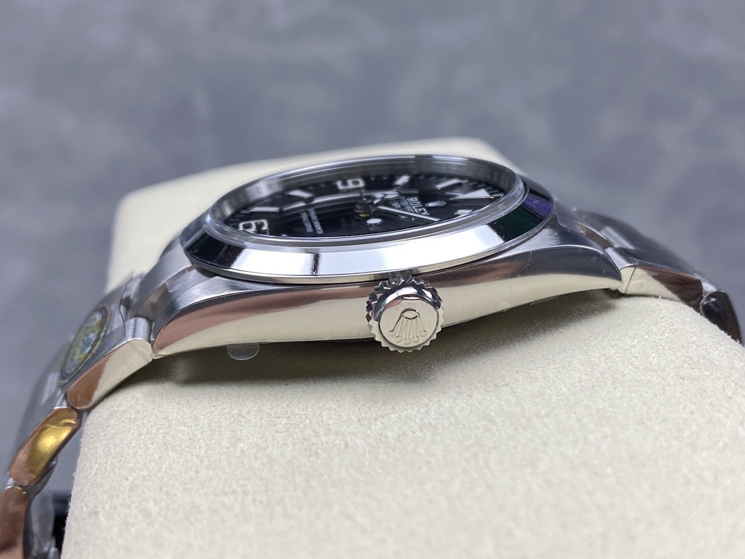 Explorer 124270 Super Clone Replica — Armband-Detail