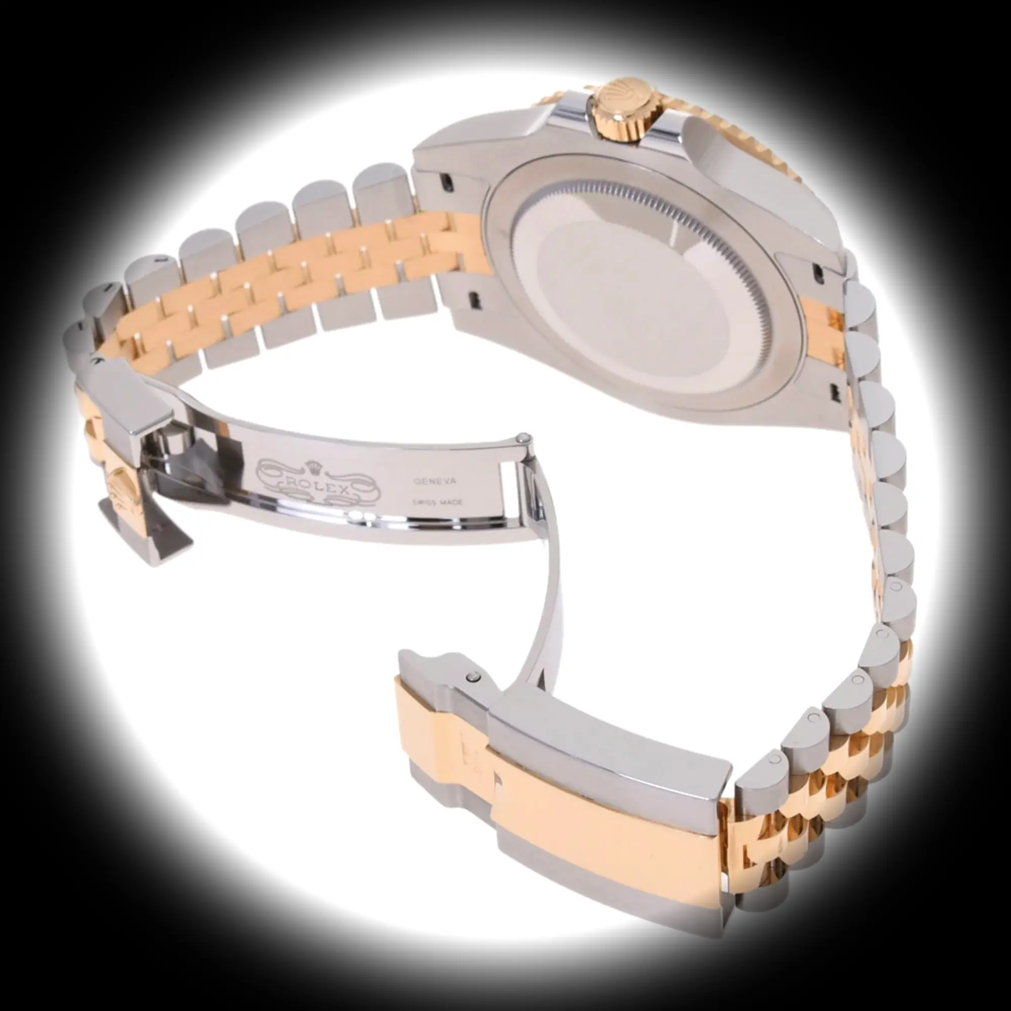 GMT-Master 126713GRNR Schweizer Klon 40mm — Handgelenksaufnahme