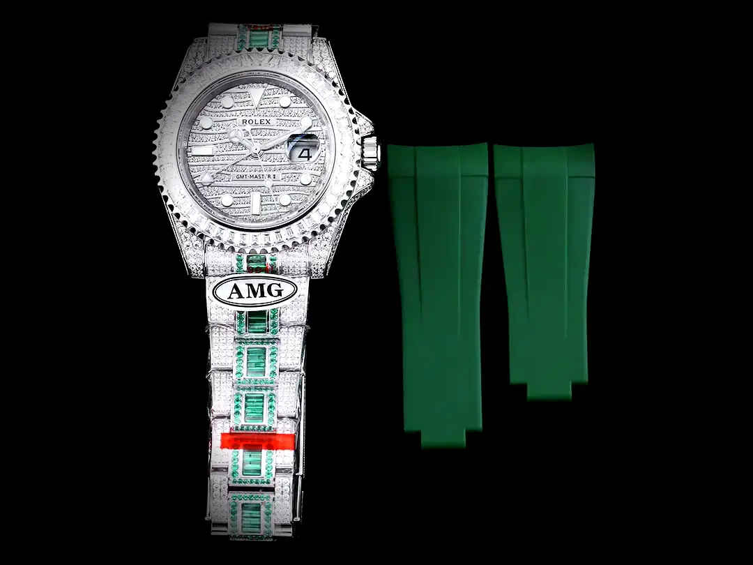 Rolex GMT-Master 116769TBR Super Clone 40mm — Handgelenksaufnahme