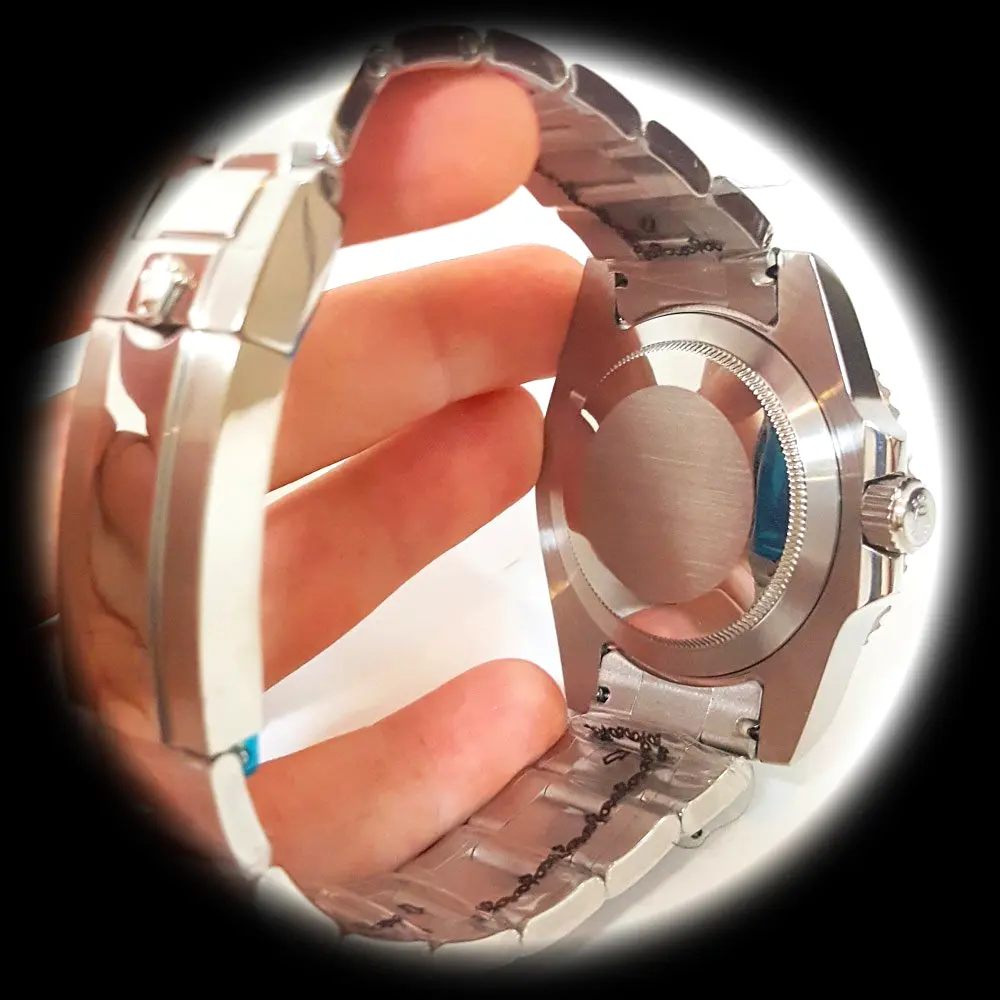 GMT-Master 16720 Super Clone Zifferblatt in schwarz — Gehäusebodendetail