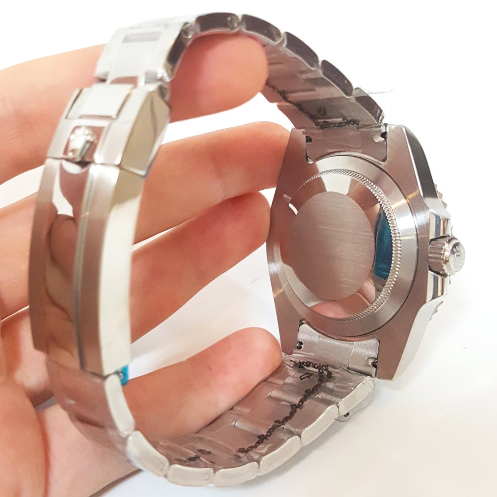 GMT-Master 16720 Replica Zifferblatt in schwarz — Gehäusebodendetail