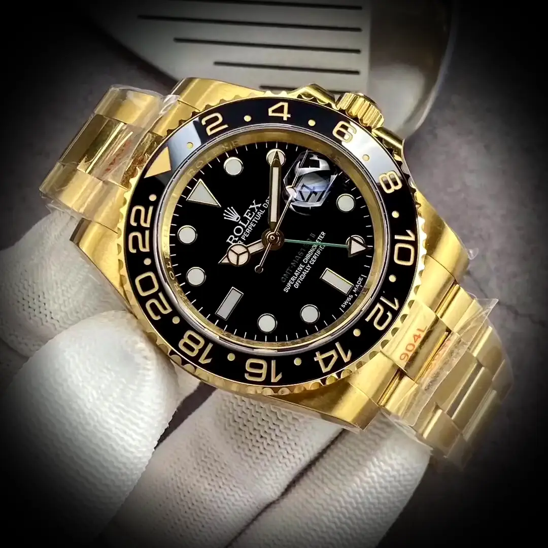 Rolex GMT-Master 126710BLRO-0001 Superclone — Seitenprofil