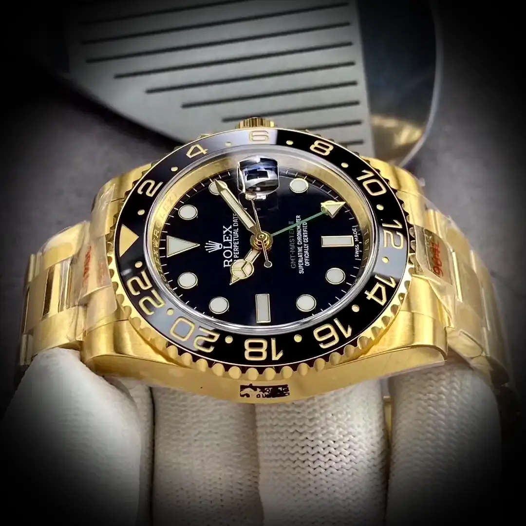 GMT-Master 126710BLRO-0001 Schweizer Replica — Armband-Detail