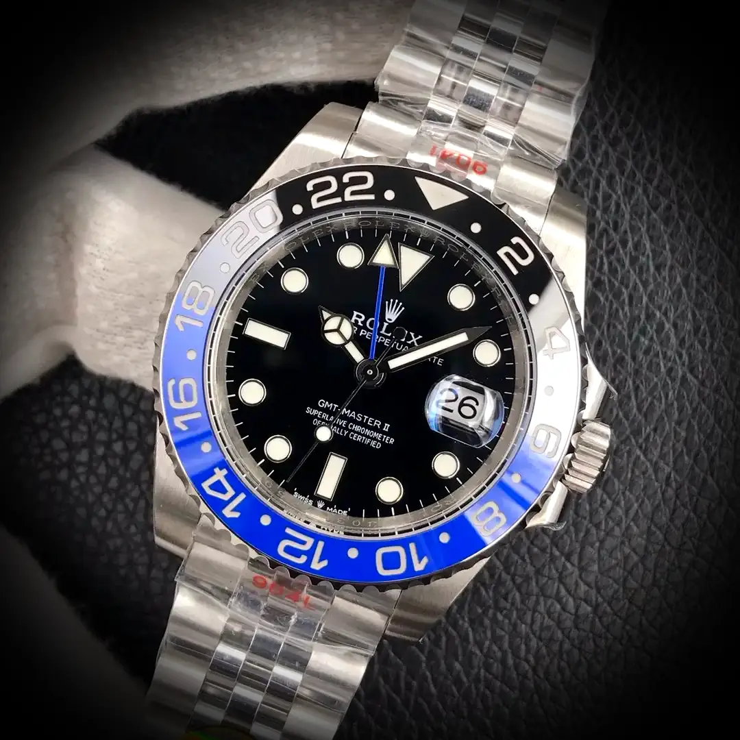 Rolex GMT-Master 126710 Superclone Zifferblatt in schwarz — Gehäusebodendetail