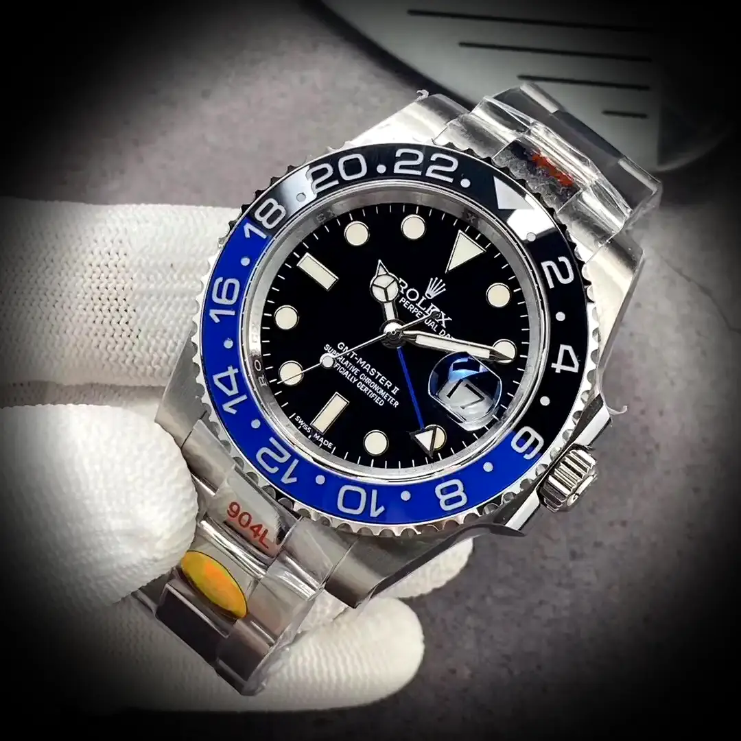 GMT-Master 126710BLRO Super Clone Zifferblatt in schwarz — Gehäusebodendetail