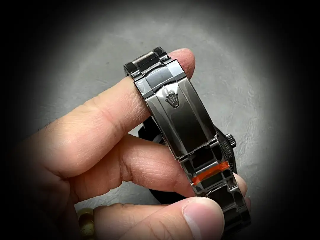 Milgauss SC116610 1:1 Super Clone — Leuchtmasse-Aufnahme