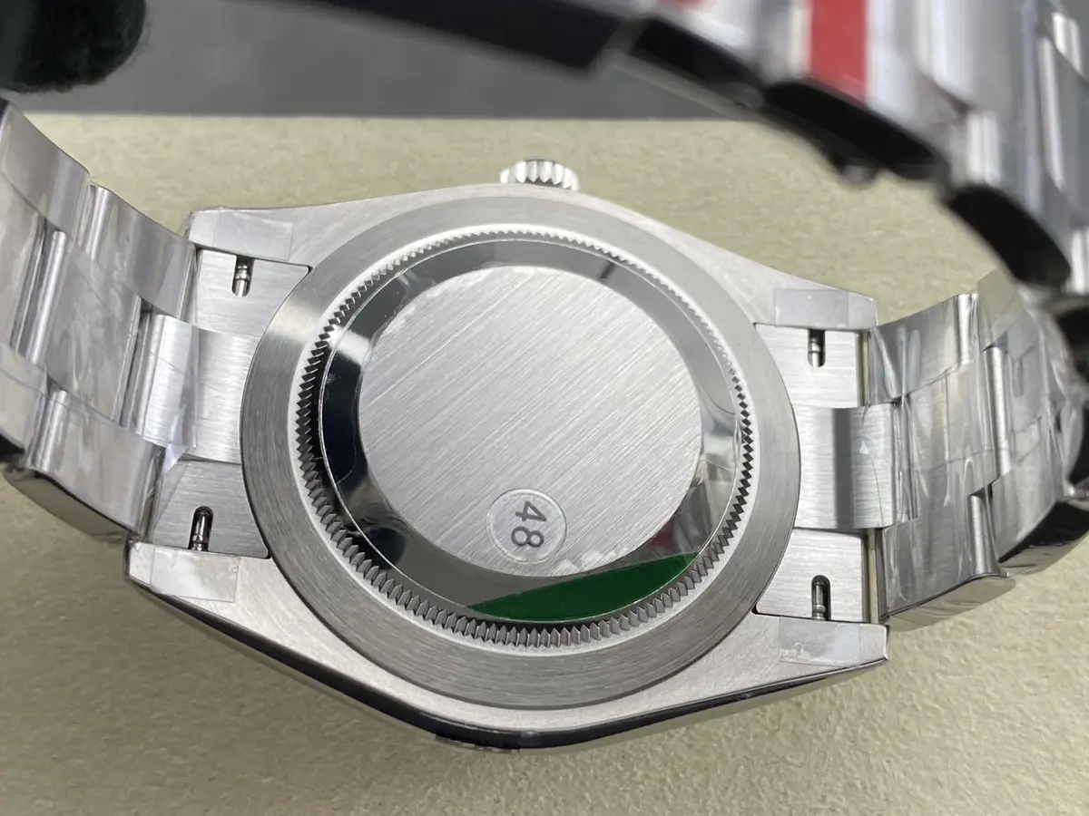 Rolex Oyster Perpetual 124300 Schwarz, Gehäuseboden