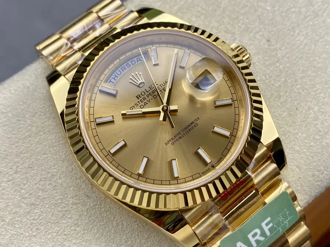 Rolex Day-Date 228238 Super Clone Replica — Seitenprofil