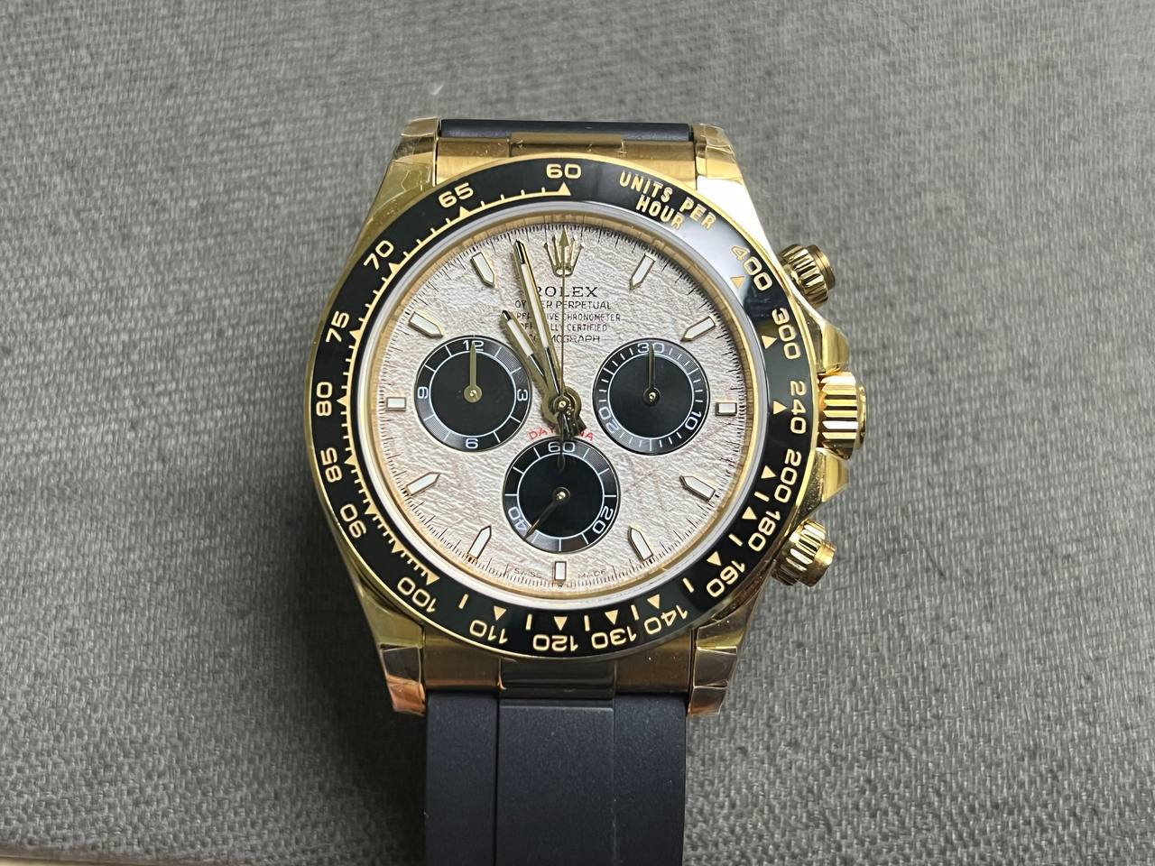 Daytona 126518LN Replica 40mm — Zifferblatt-Nahaufnahme