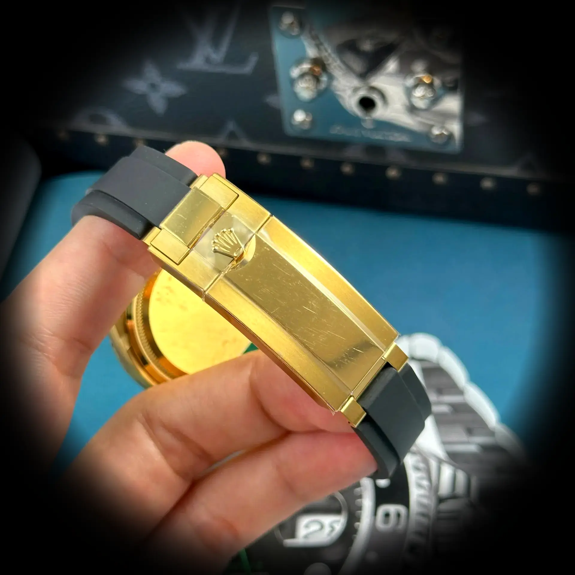 Rolex Daytona 126518LN 1:1 Super Clone Zifferblatt in türkisblau und schwarz — Seitenprofil