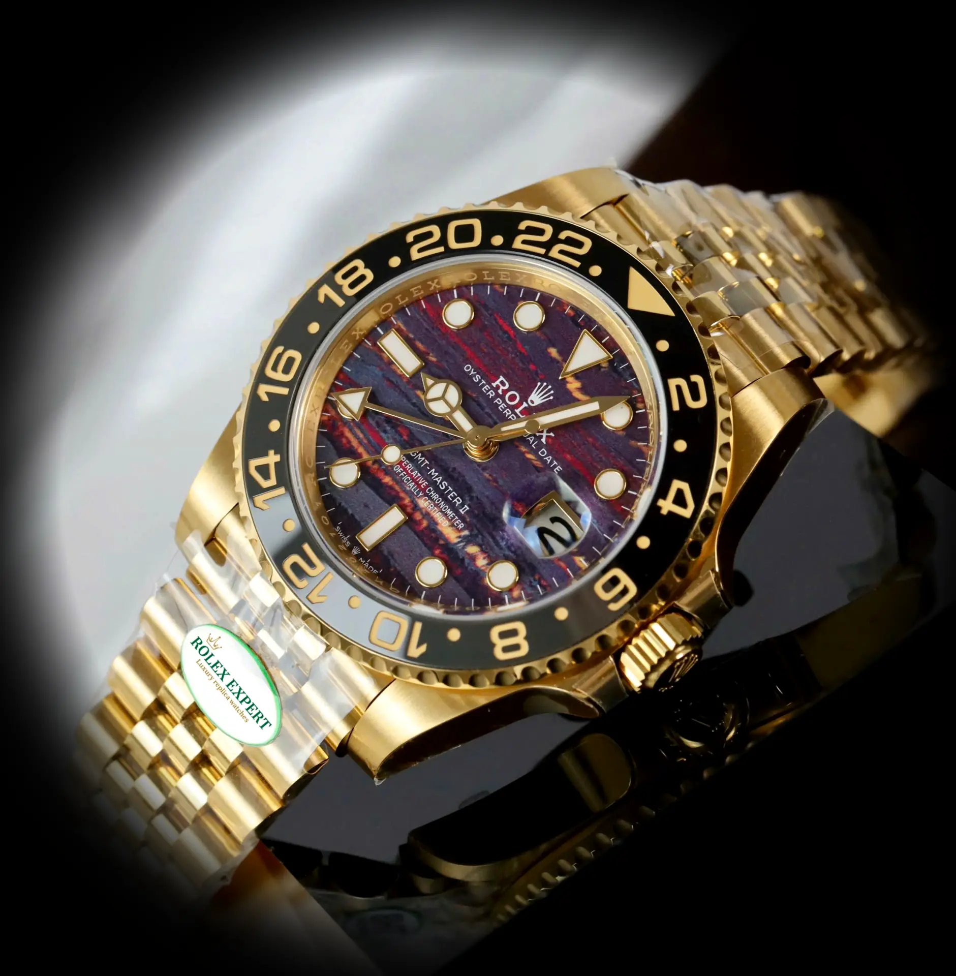 Rolex GMT-Master 126718GRNR Schweizer Replica Zifferblatt in tigereisen — Gehäusebodendetail