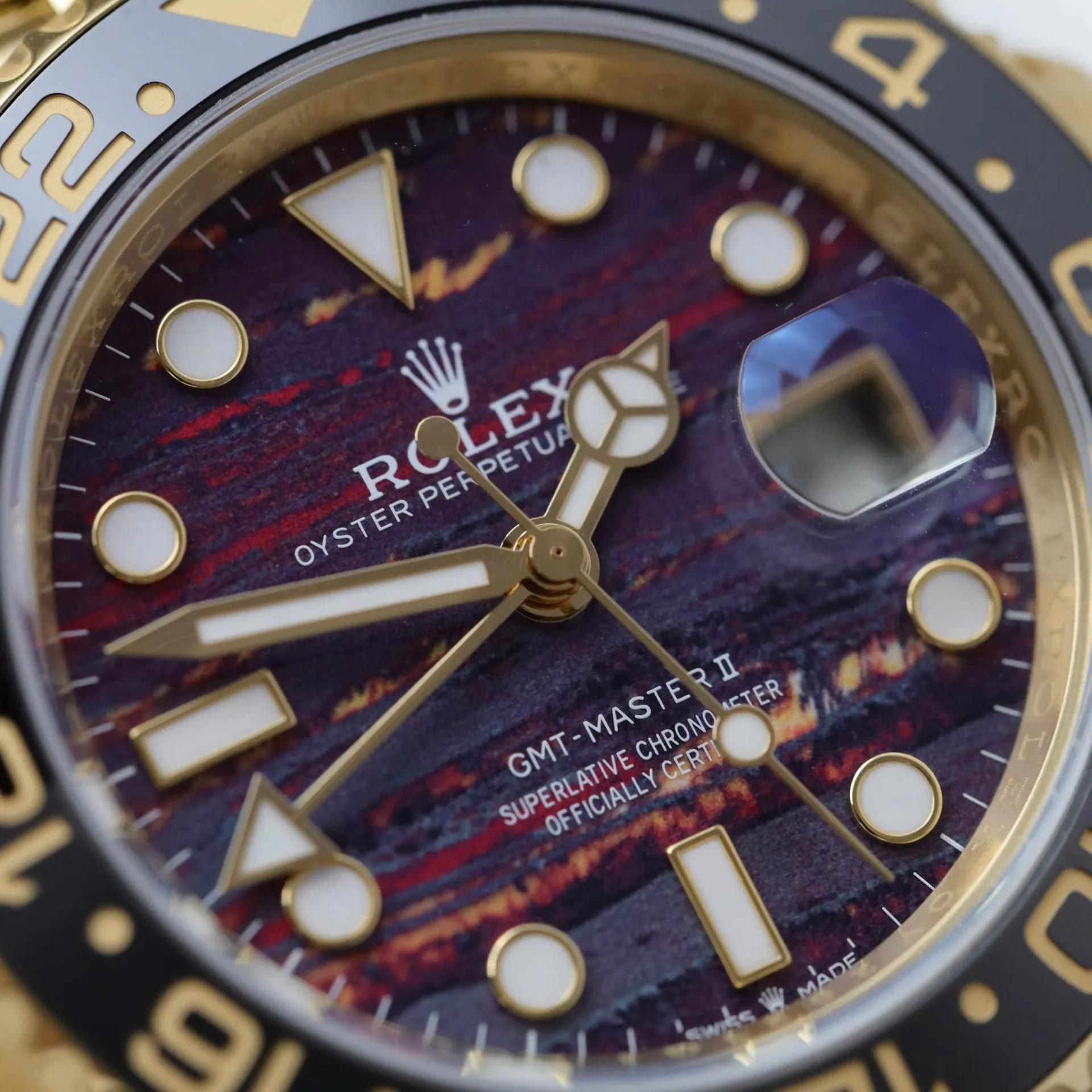 Rolex GMT-Master 126718GRNR Nachbau 40mm — Krone und Gehäuse Detail