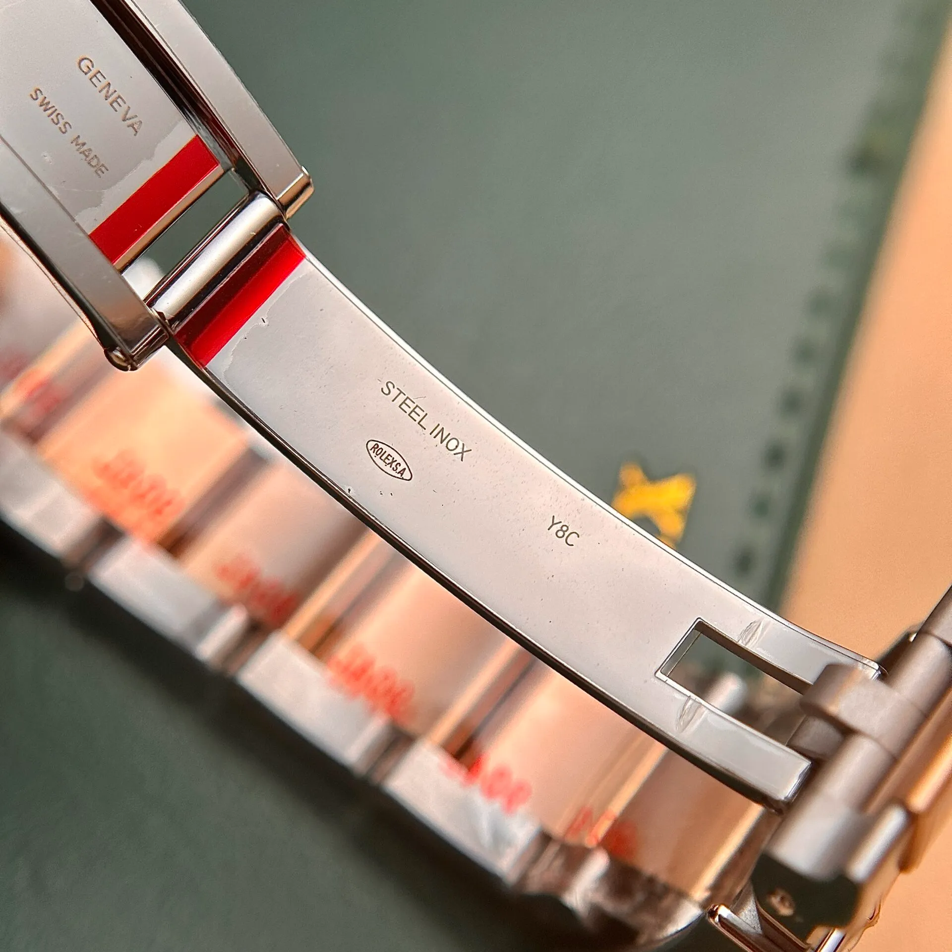 GMT-Master 126711CHNR Nachbau Zifferblatt in schwarz — Lünette-Makro