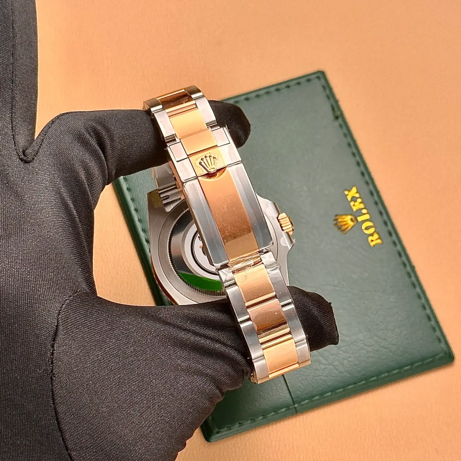 GMT-Master 126711CHNR Replica — Leuchtmasse-Aufnahme