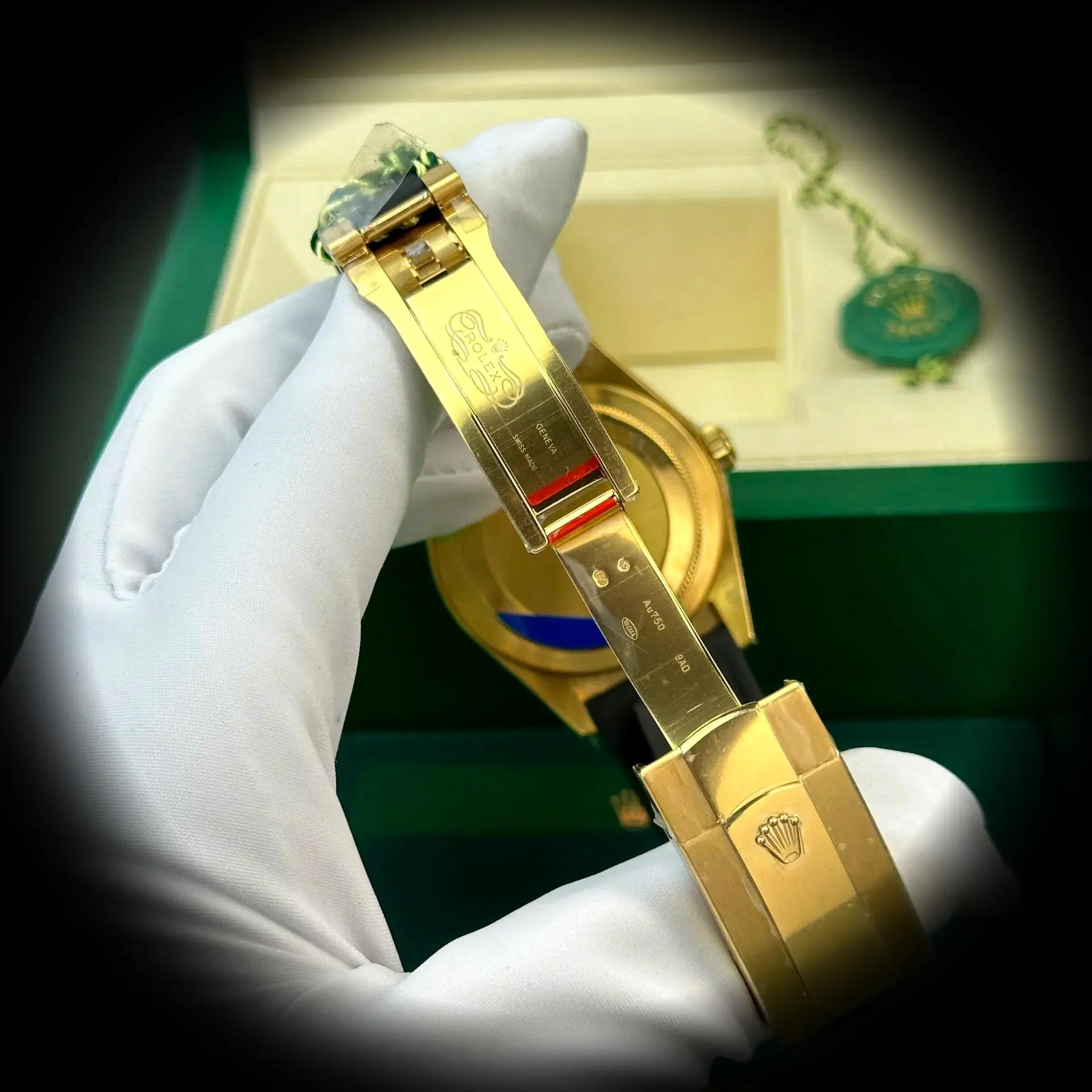 Rolex Sky-Dweller 336238 Schweizer Klon Zifferblatt in champagner — Seitenprofil