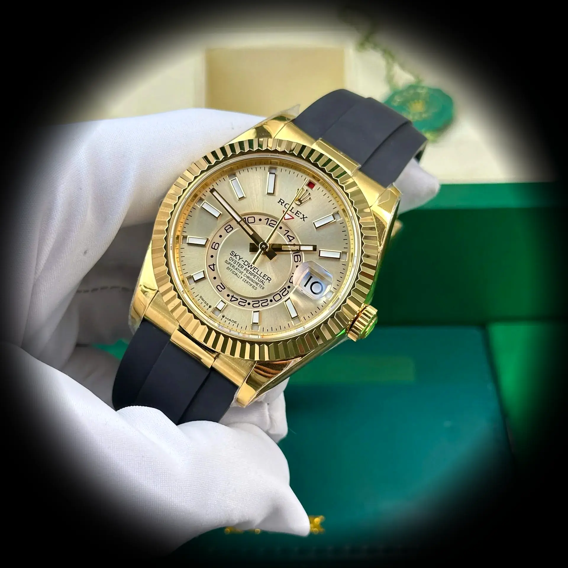 Rolex Sky-Dweller 336238 Schweizer Klon — Seitenprofil