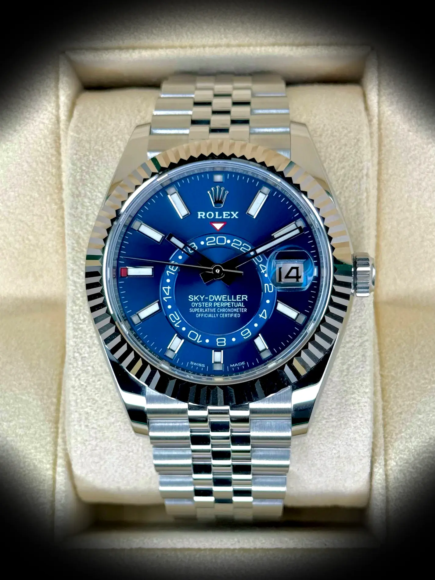 Sky-Dweller 336934 Super Clone 42mm — Zifferblatt-Nahaufnahme