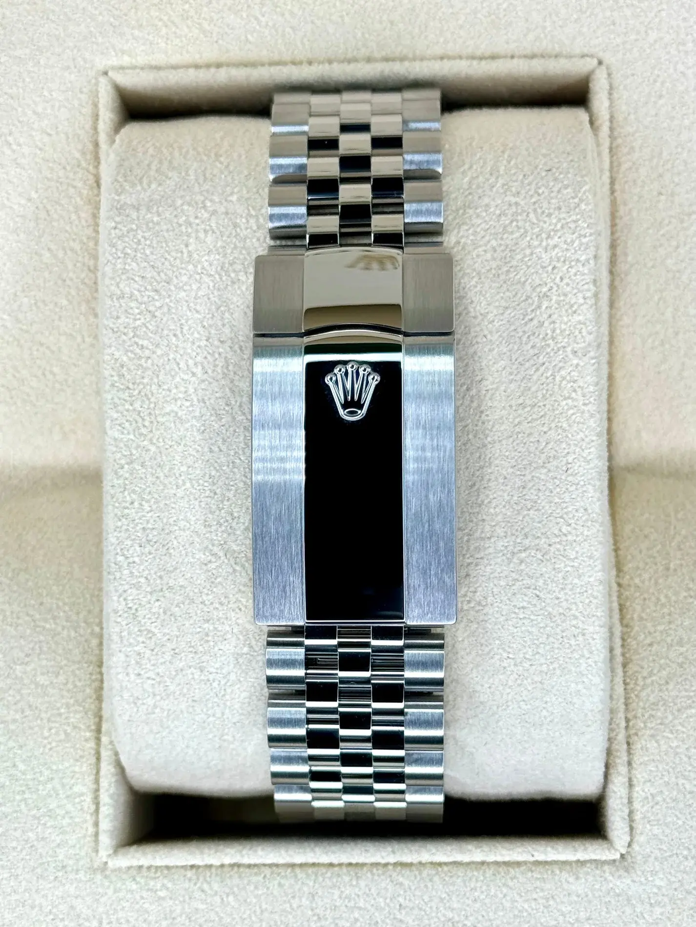 Rolex Sky-Dweller 336934 Klon — Seitenprofil